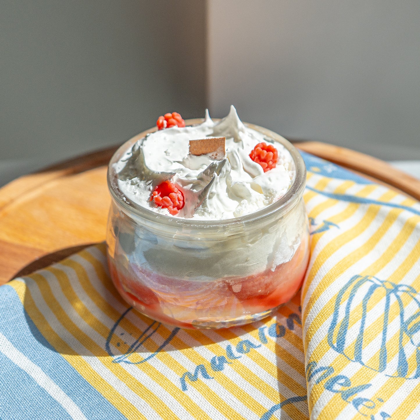 Mousse de limón y frambuesa